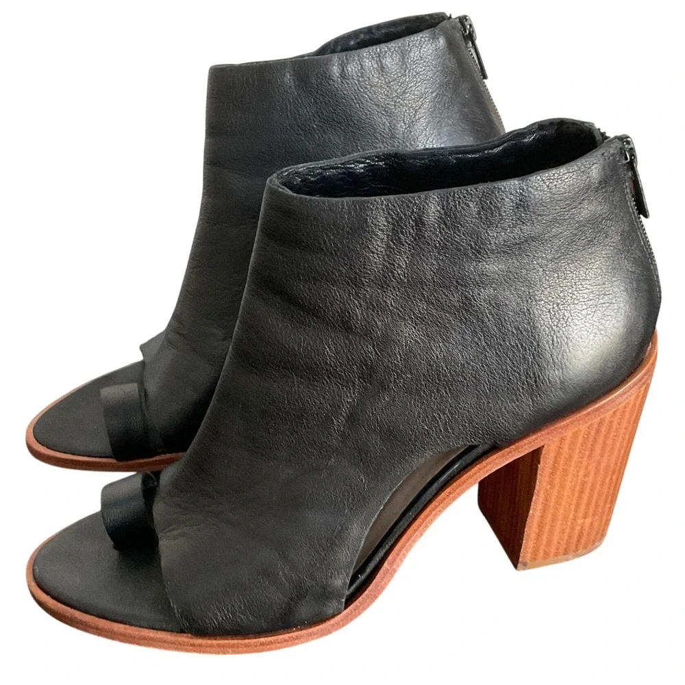 Loeffler Randall Black Leather Toe Loop Block Heel Ankle Booties Womens 8